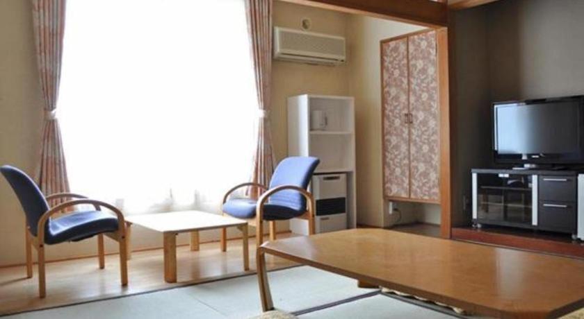 ホテル 旅房はなえみ 小樽市 エクステリア 写真